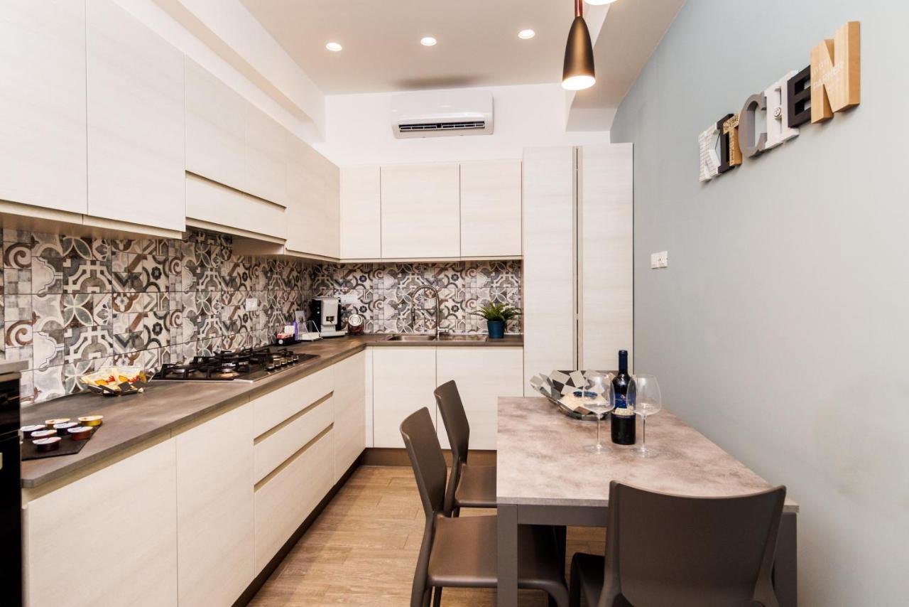 Blue Apartment 메시나 외부 사진